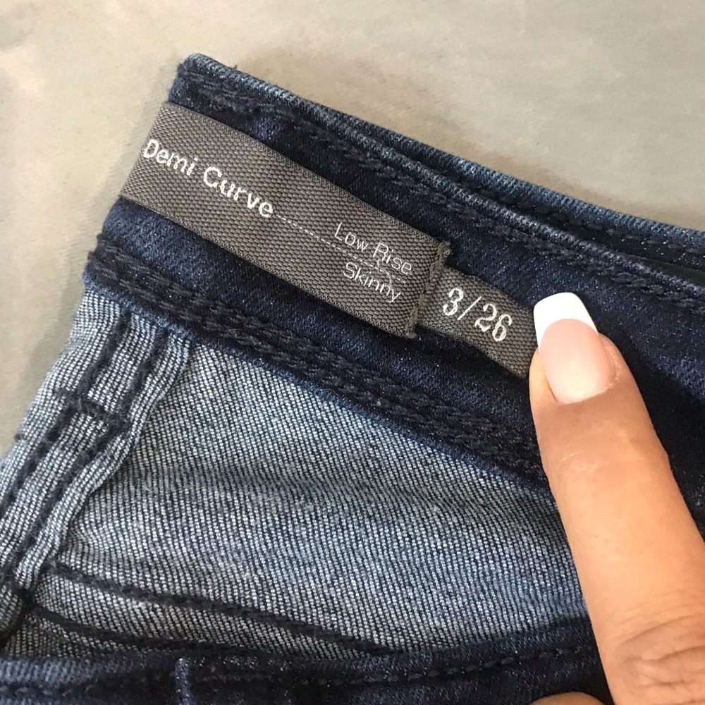 Levis Jeans - Picture 4 of 4
